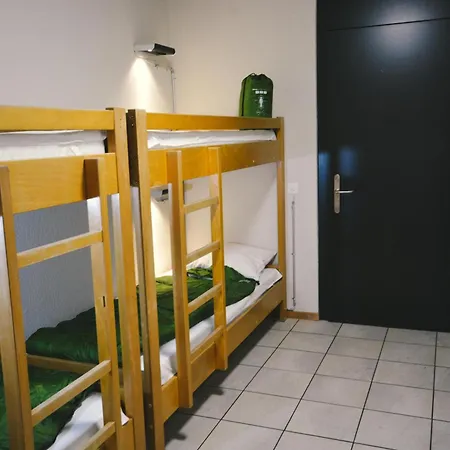 Auberge de jeunesse Alaia *